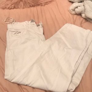 Capri pants
